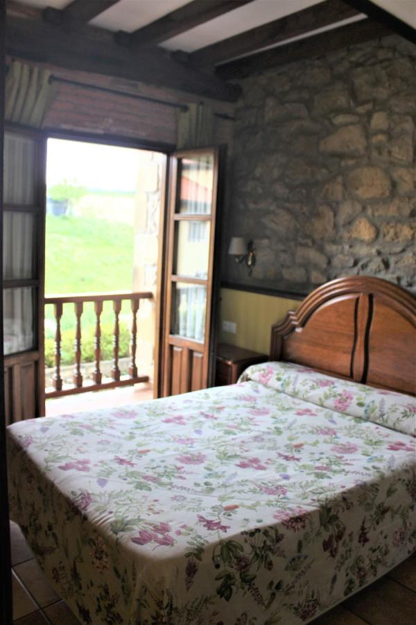 Bed and Breakfast La Venta De Quijas Esterno foto