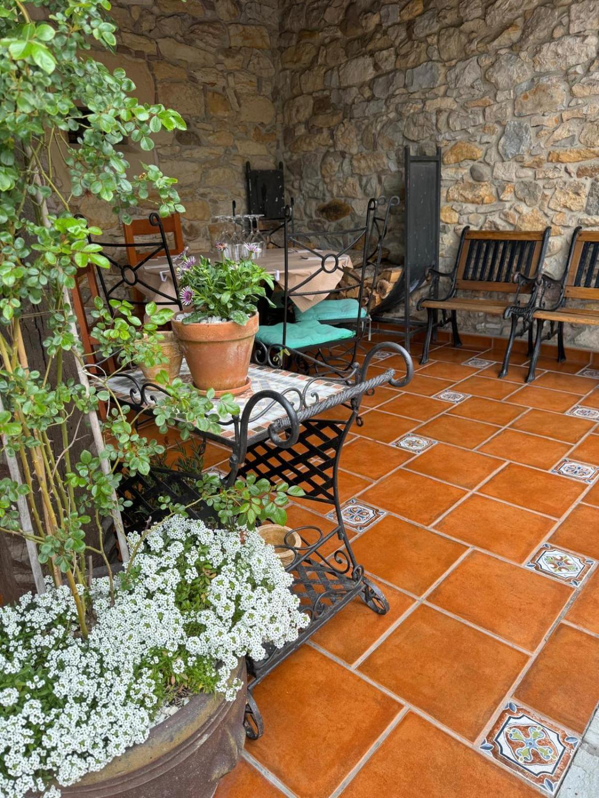 Bed and Breakfast La Venta De Quijas Esterno foto